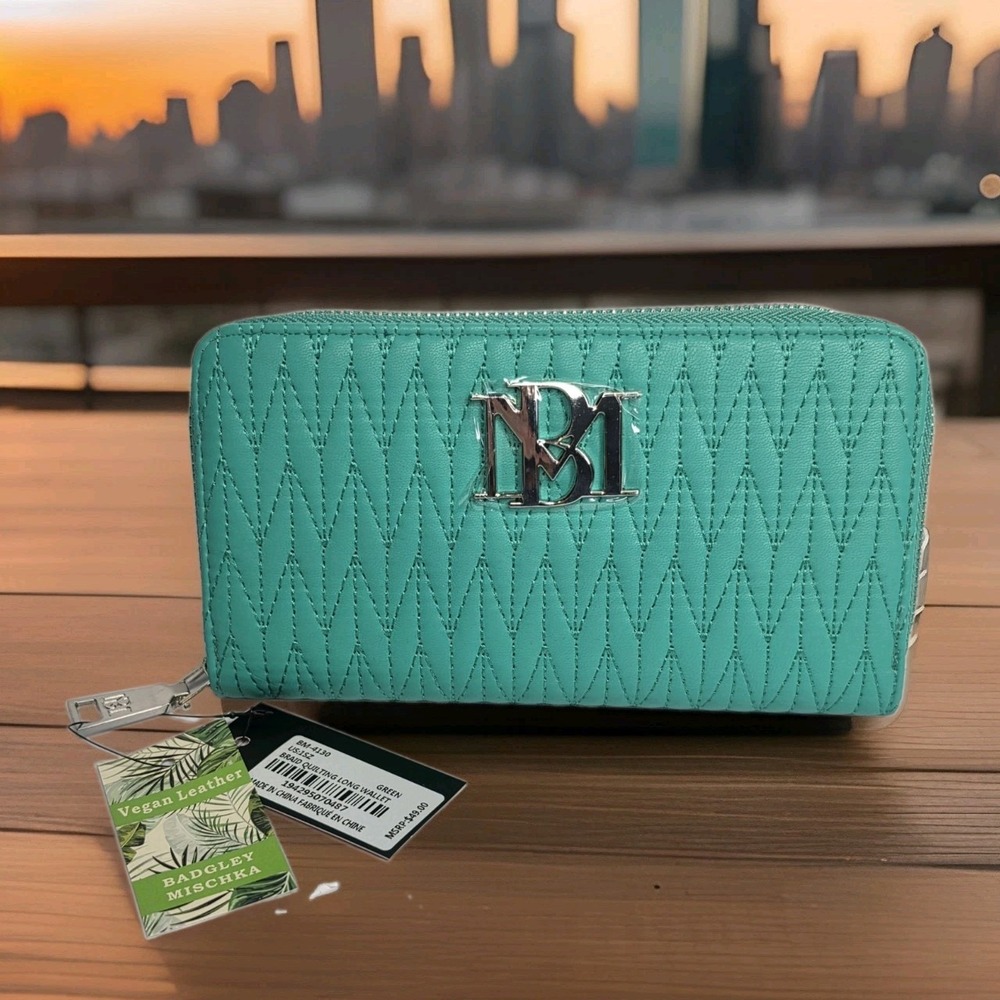 BADGLEY MISCHKA Wallet Clutch Wristlet Vegan Leather Teal/Silver Quilted NWT